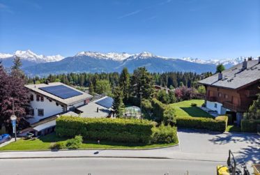 Au Centre de Crans-Montana, Chalet de 6,5 pièces de haut stantding